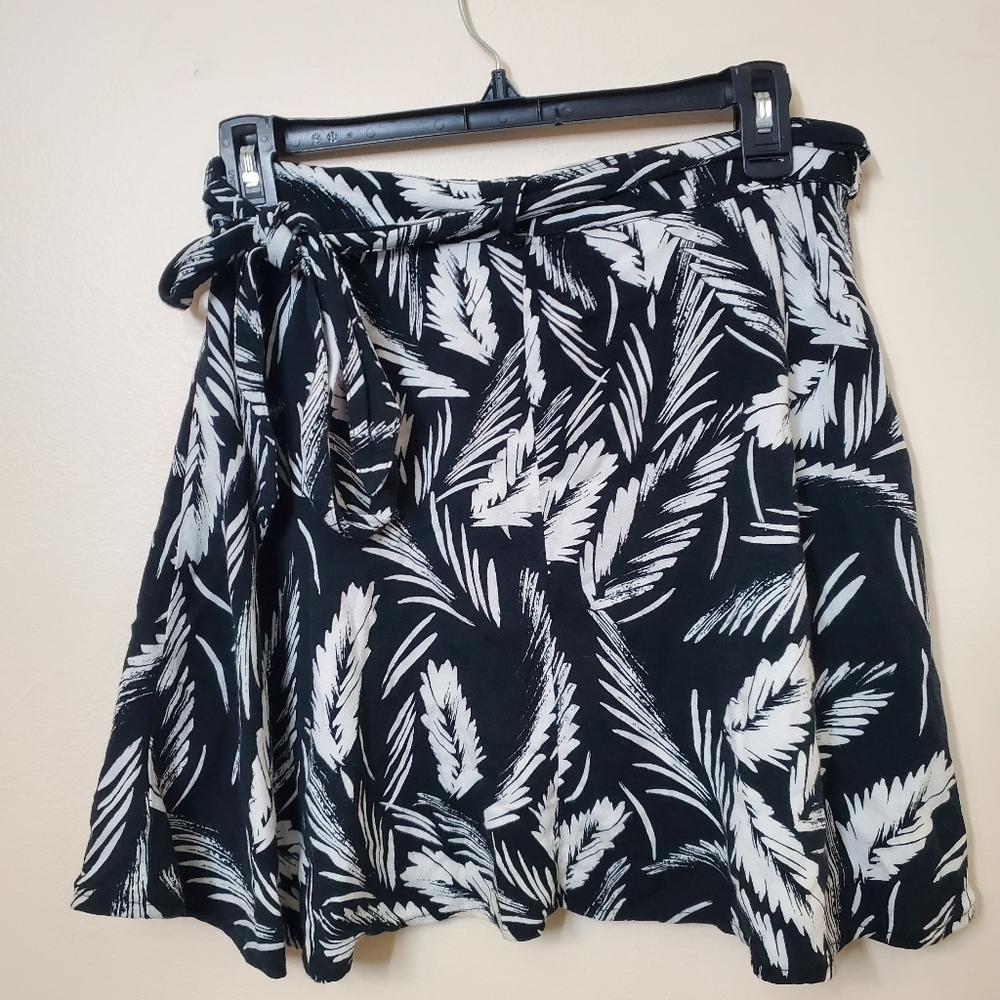 Abercrombie & Fitch Wrap Skirt Small Floral Vacation
